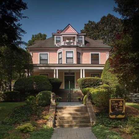 The Lion And The Rose Bed And Breakfast Asheville Kültér fotó