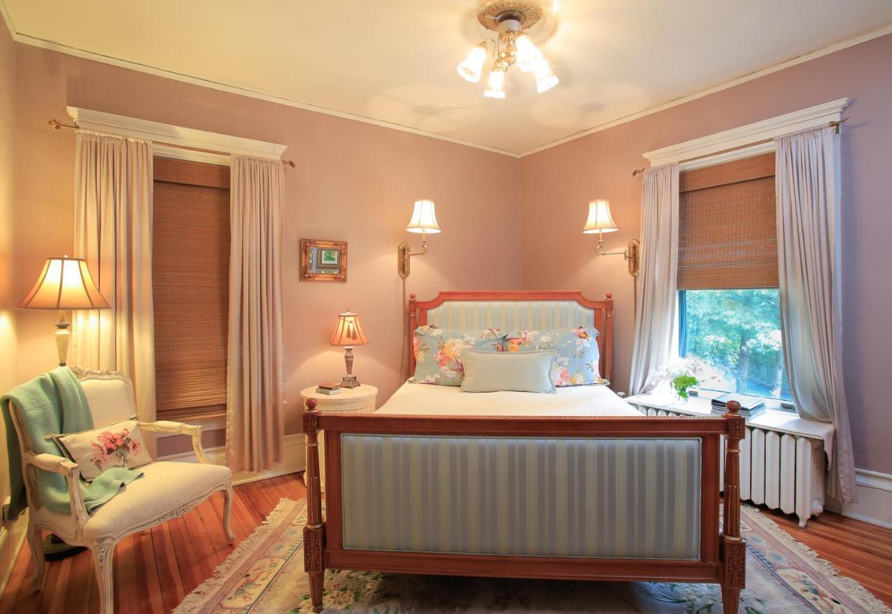 The Lion And The Rose Bed And Breakfast Asheville Kültér fotó